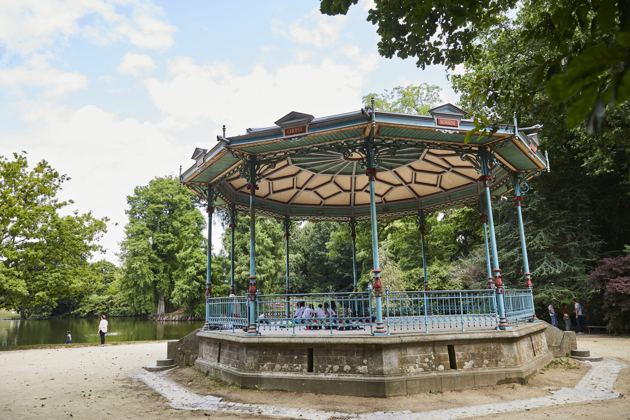 vitré_jardin_parc_kiosque